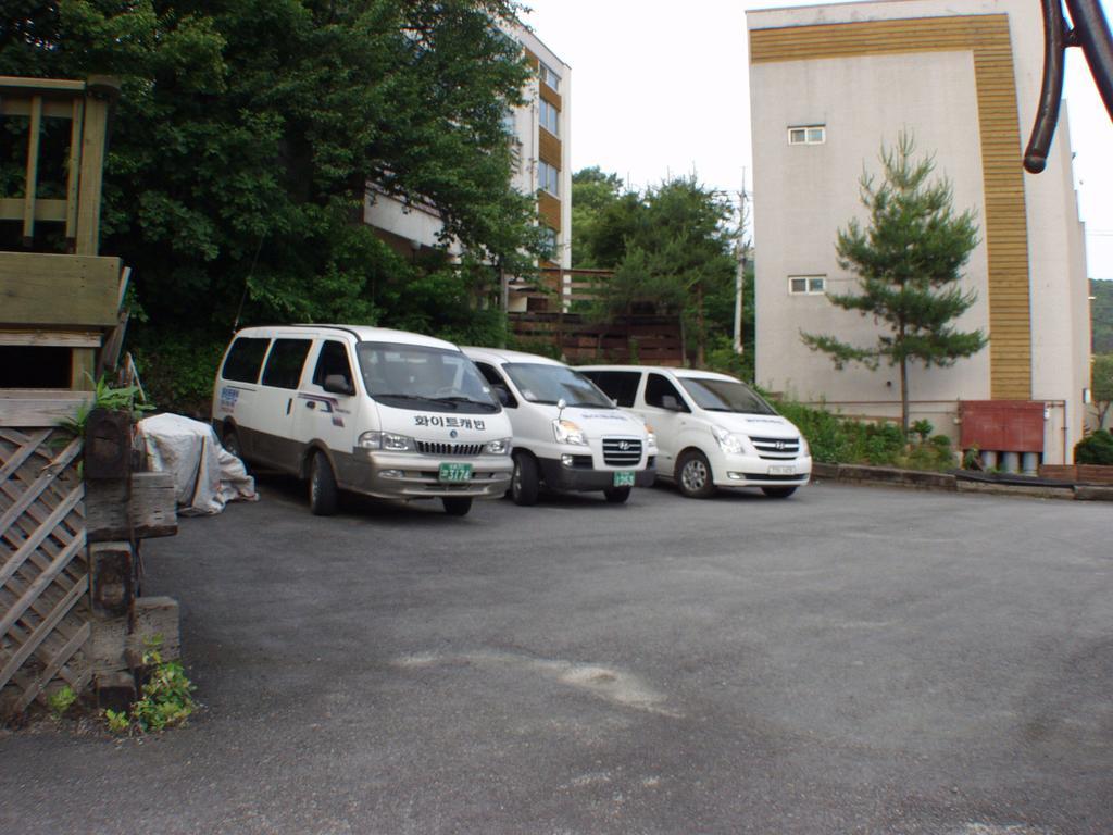 White Cabin Πιόνγκτσανγκ Εξωτερικό φωτογραφία