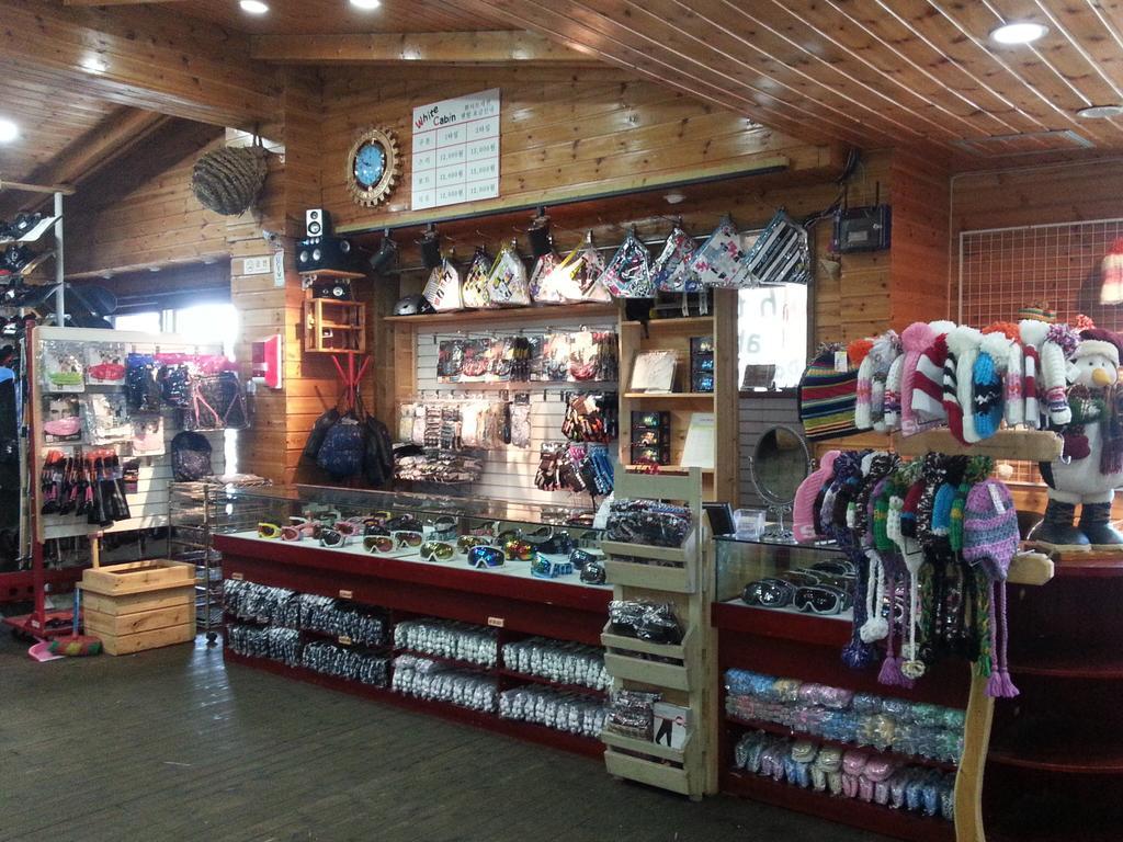 White Cabin Πιόνγκτσανγκ Εξωτερικό φωτογραφία