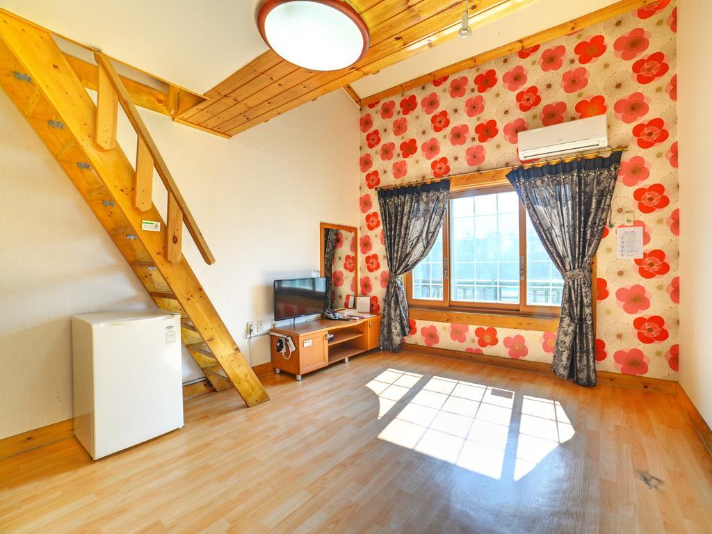 White Cabin Πιόνγκτσανγκ Εξωτερικό φωτογραφία