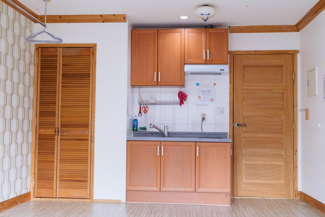 White Cabin Πιόνγκτσανγκ Εξωτερικό φωτογραφία